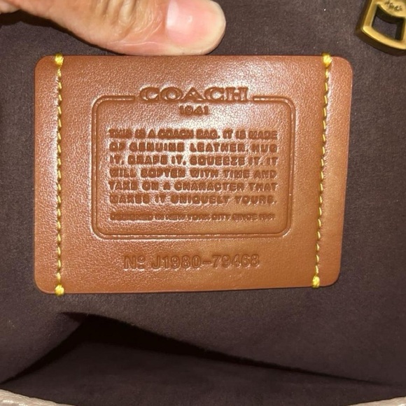 Coach Turnlock Leather Satchel Top Handle Bag Beige - Picture 6 of 8